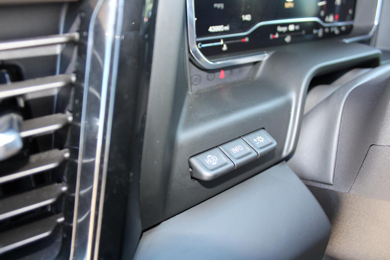 GMC Sierra 1500 AT4X Crew Cab 4WD 2024
