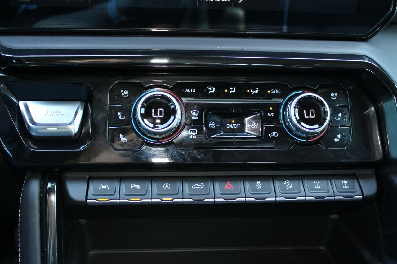 GMC Sierra 1500 AT4X Crew Cab 4WD 2024