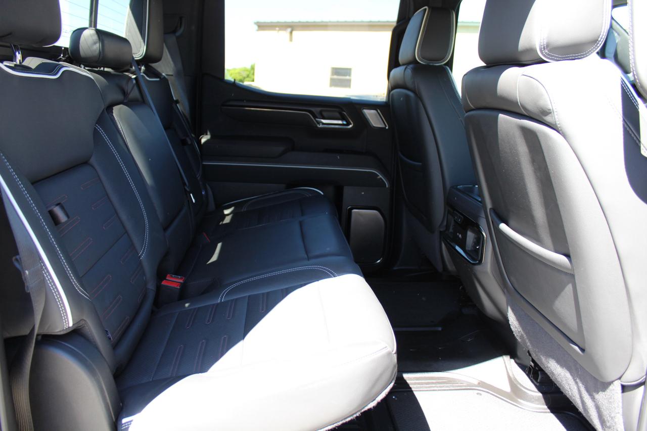 GMC Sierra 1500 AT4X Crew Cab 4WD 2024