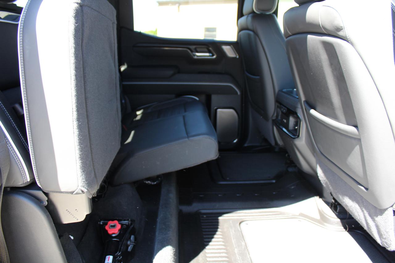 GMC Sierra 1500 AT4X Crew Cab 4WD 2024