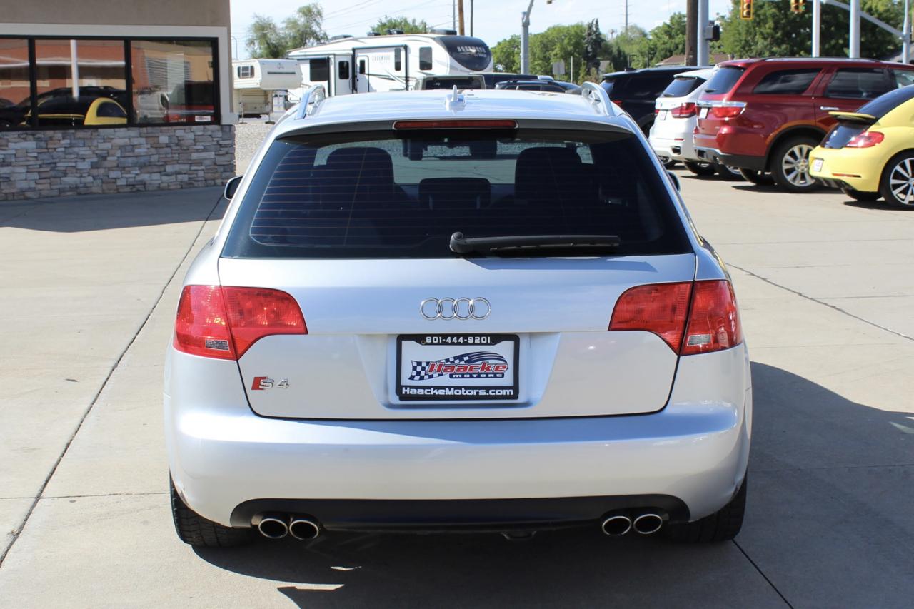 Audi S4 Avant Base 2005