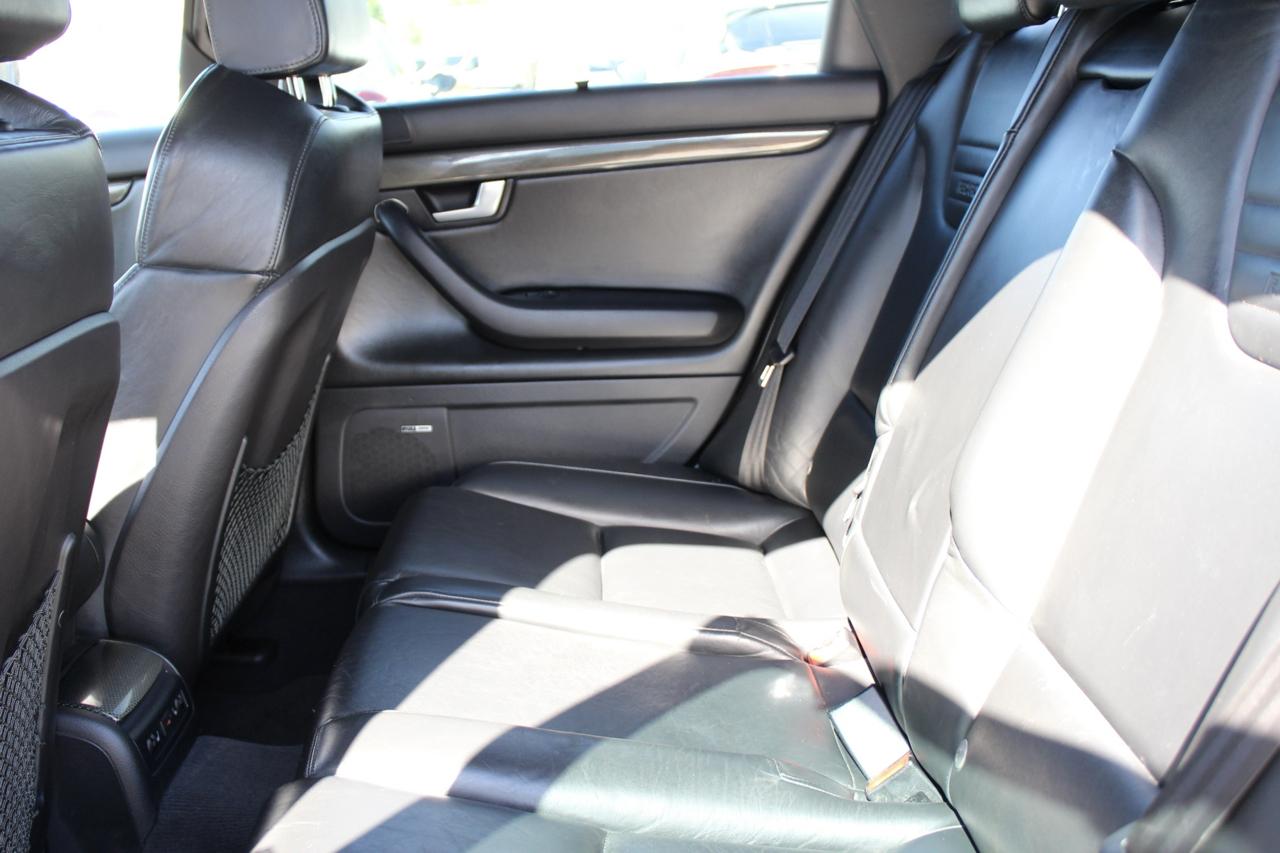 Audi S4 Avant Base 2005