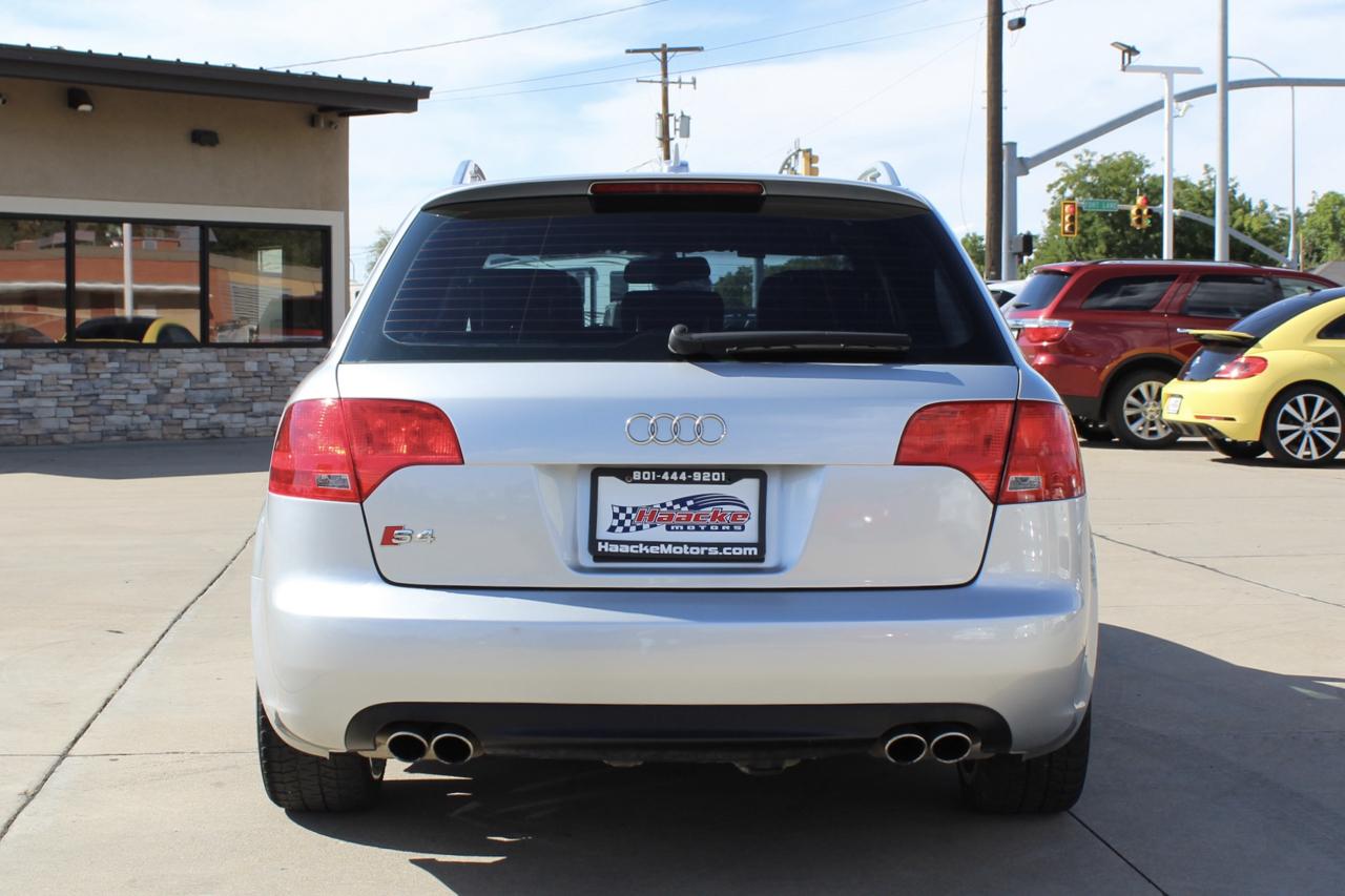 Audi S4 Avant Base 2005