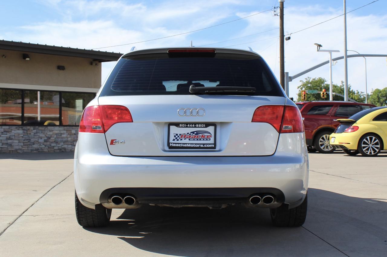 Audi S4 Avant Base 2005