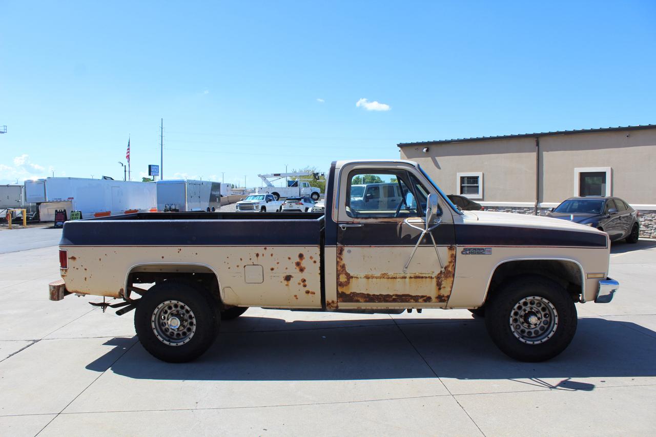 GMC C/K 2500 Regular Cab 4WD 1985