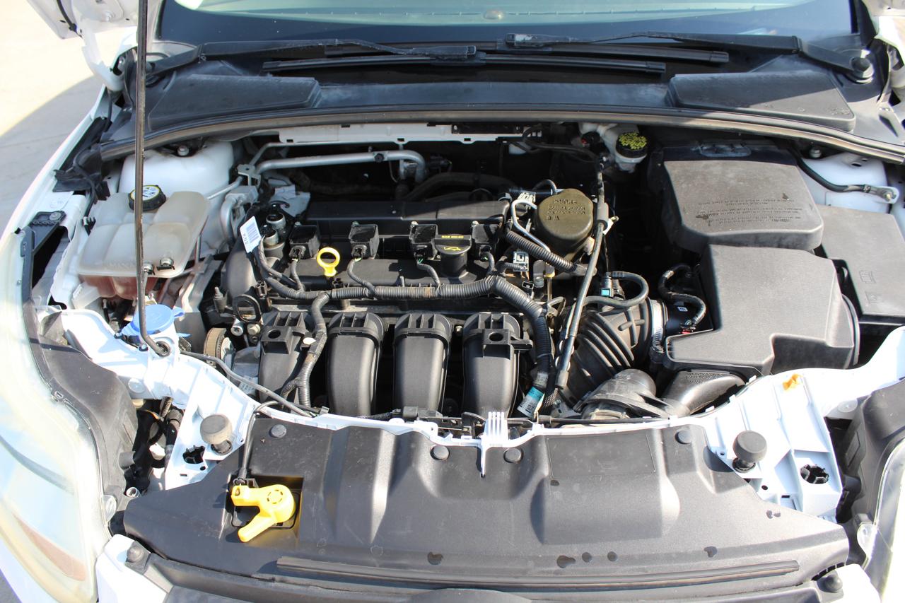 Ford Focus SE Sedan 2012