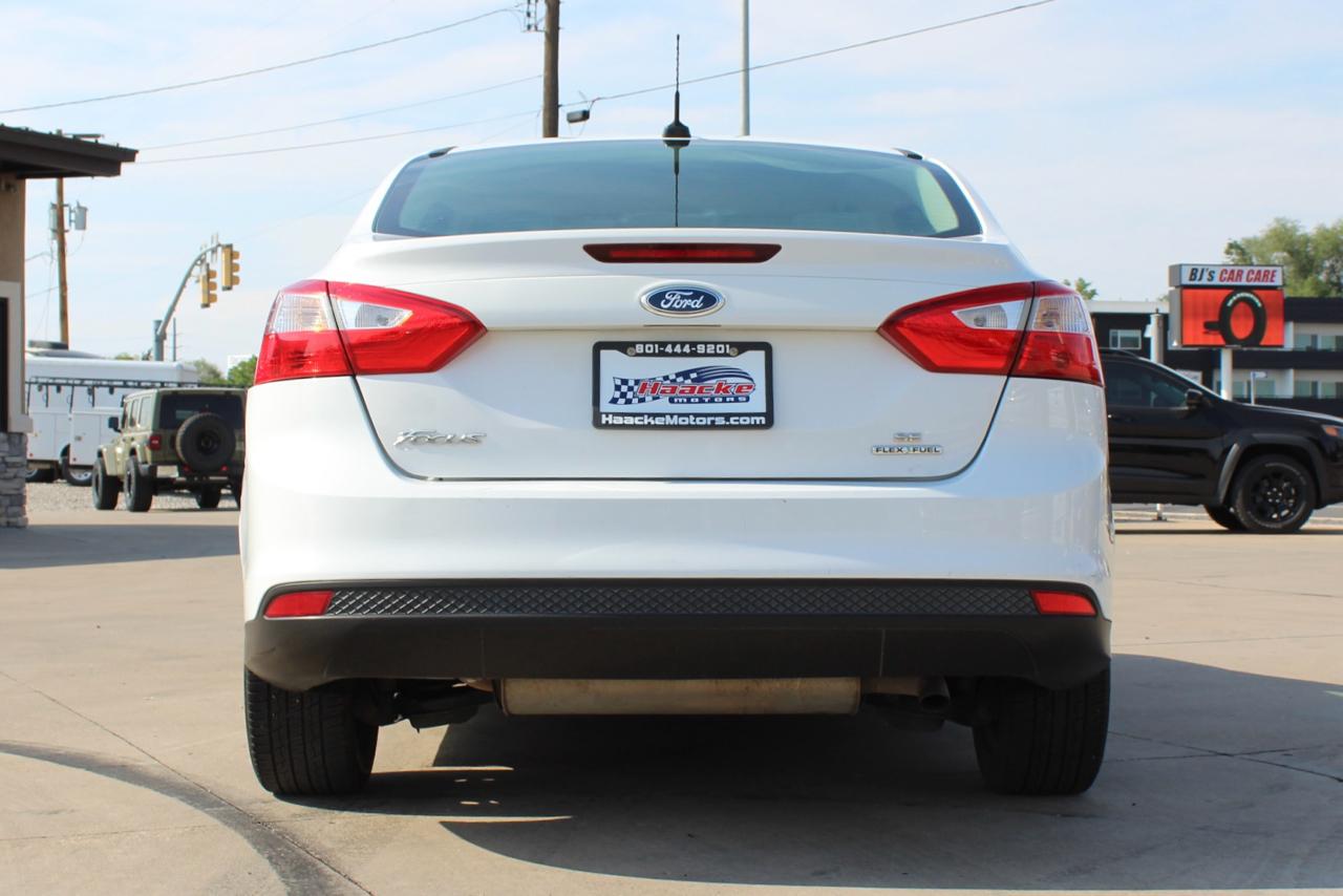 Ford Focus SE Sedan 2012