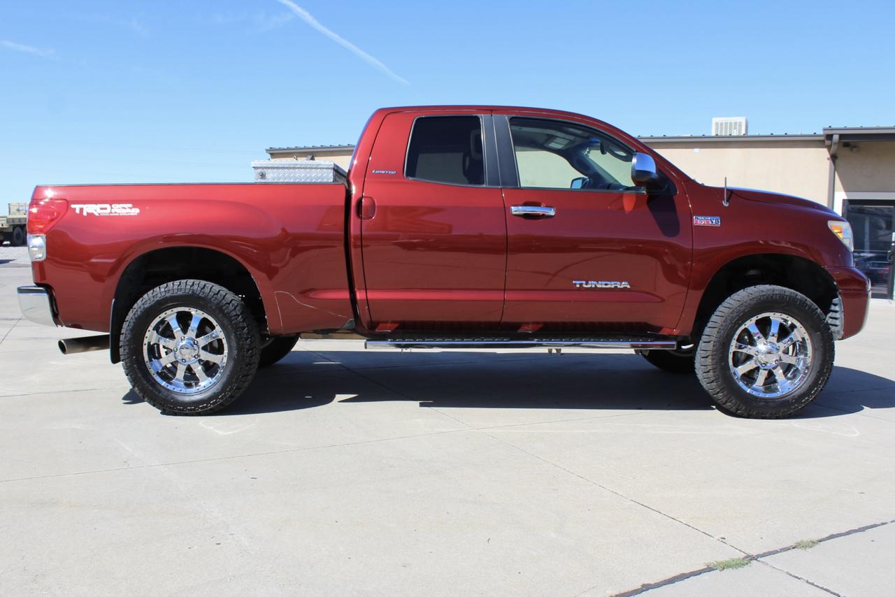Toyota Tundra  2007