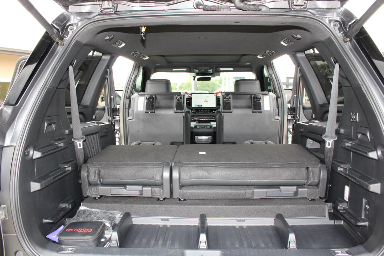 Toyota Sequoia TRD Pro 4WD 2025