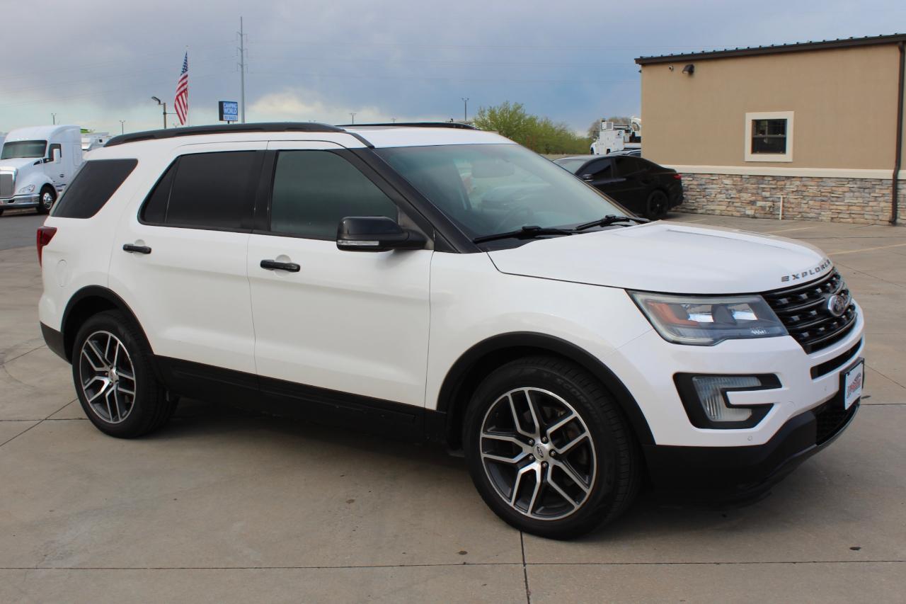 Ford Explorer Sport 4WD 2016