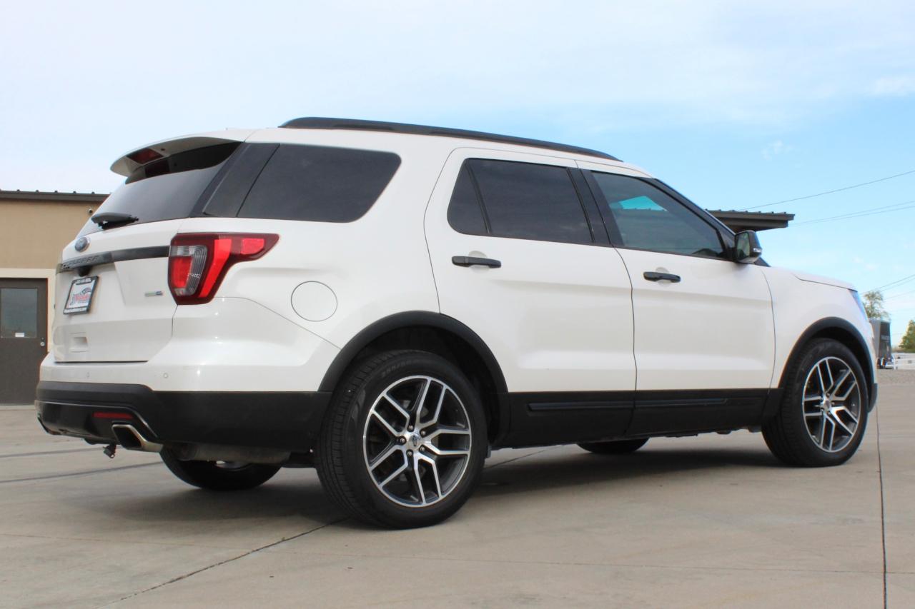 Ford Explorer Sport 4WD 2016