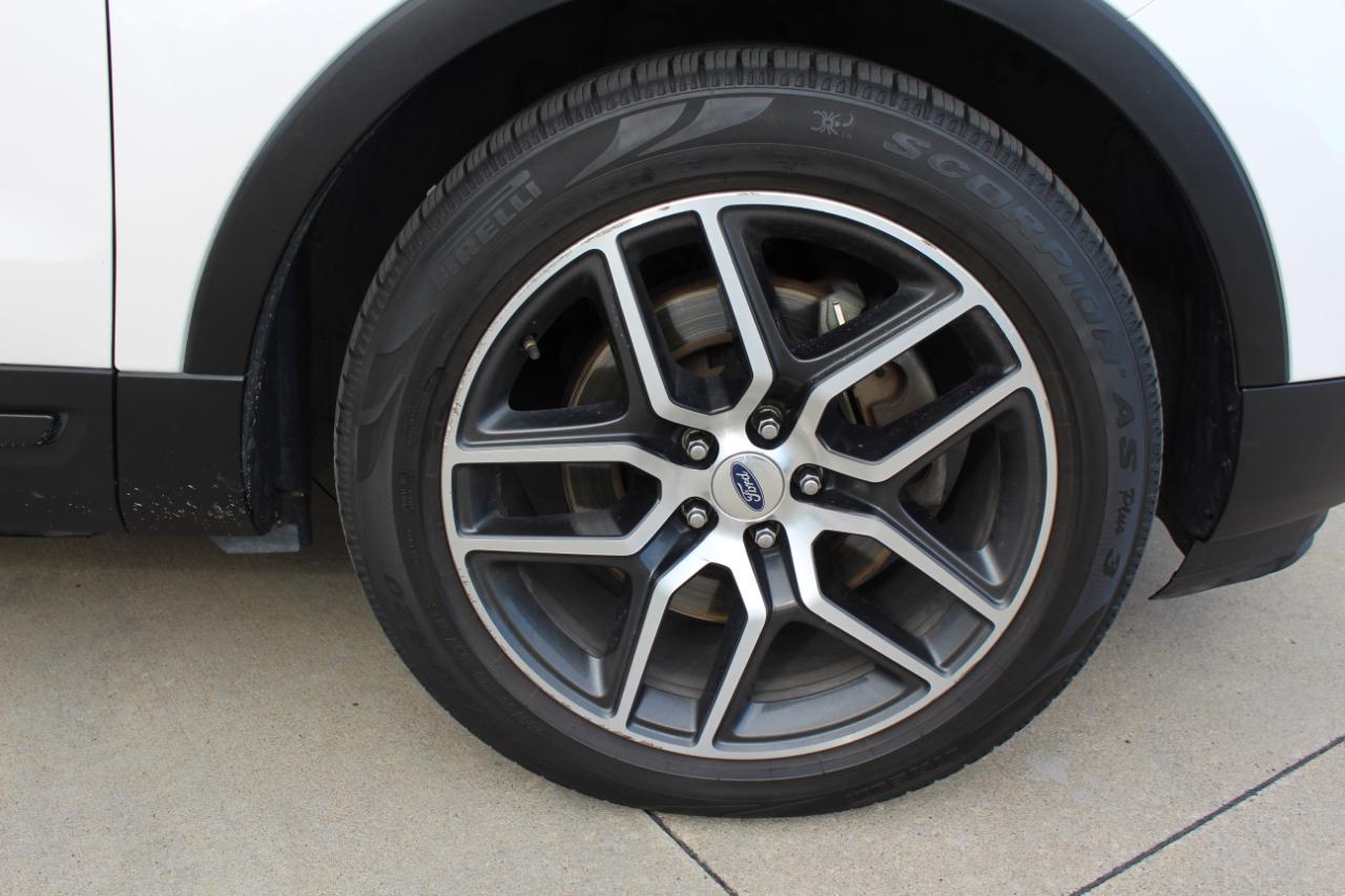 Ford Explorer Sport 4WD 2016