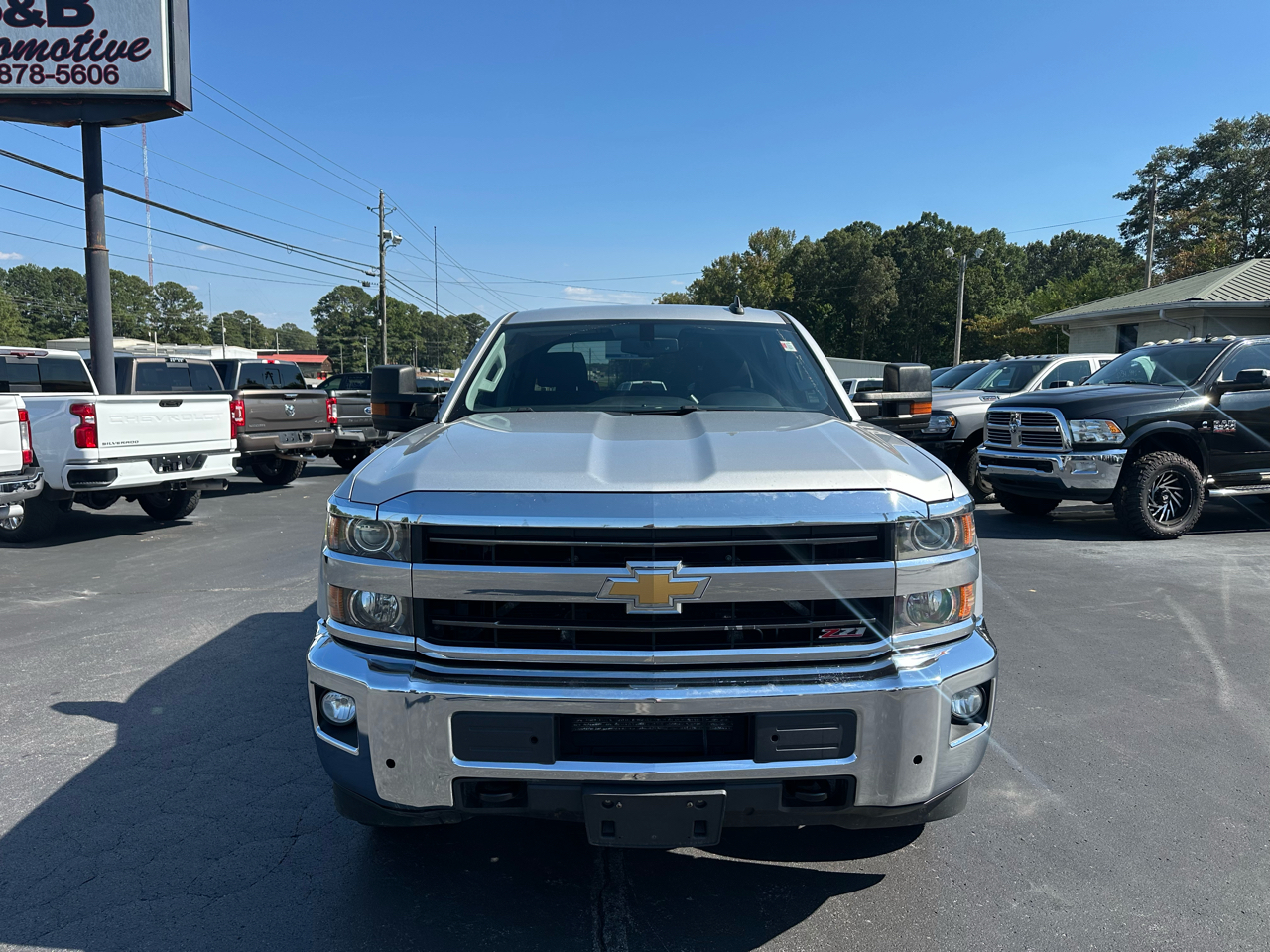 Chevrolet Silverado 2500HD LT Crew Cab Short Box 4WD 2019 Chevrolet Silverado 2500HD LT Crew Cab Short Box 4WD 2019
