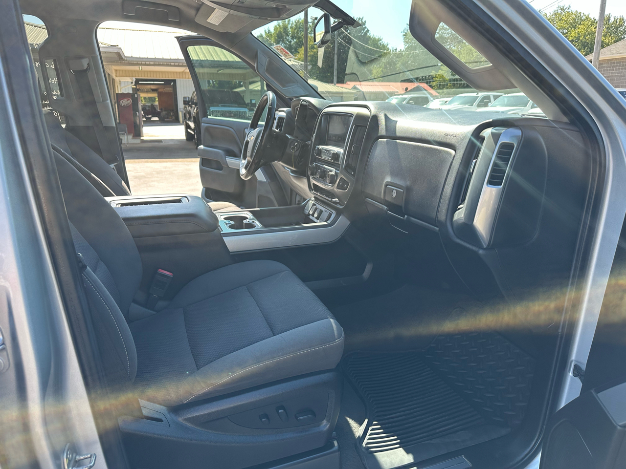 Chevrolet Silverado 2500HD LT Crew Cab Short Box 4WD 2019 Chevrolet Silverado 2500HD LT Crew Cab Short Box 4WD 2019