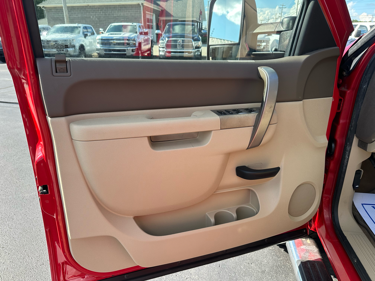 2012 Chevrolet Silverado 2500HD LT photo 10