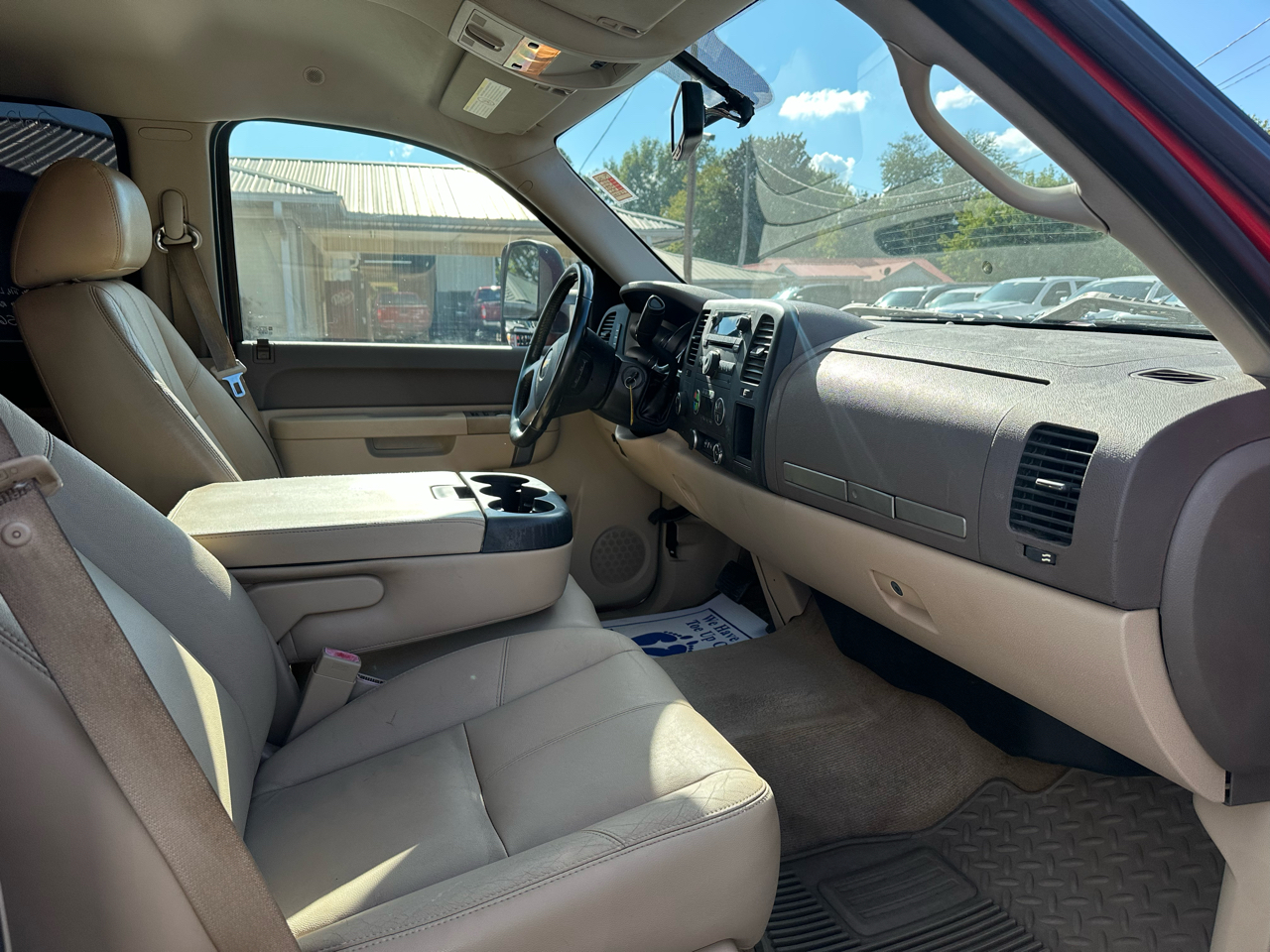 2012 Chevrolet Silverado 2500HD LT photo 16