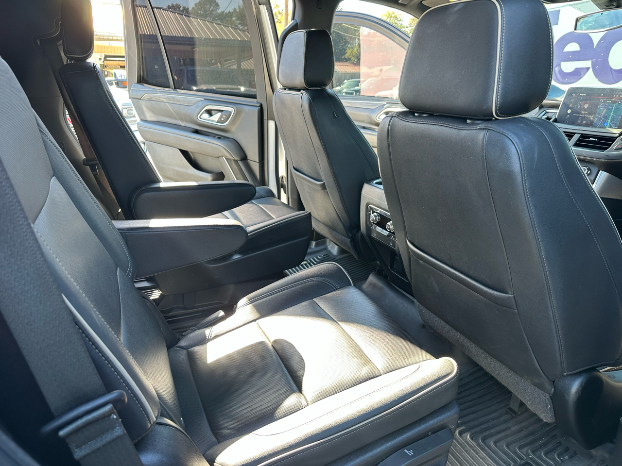 GMC Yukon SLT 4WD 2022 GMC Yukon SLT 4WD 2022