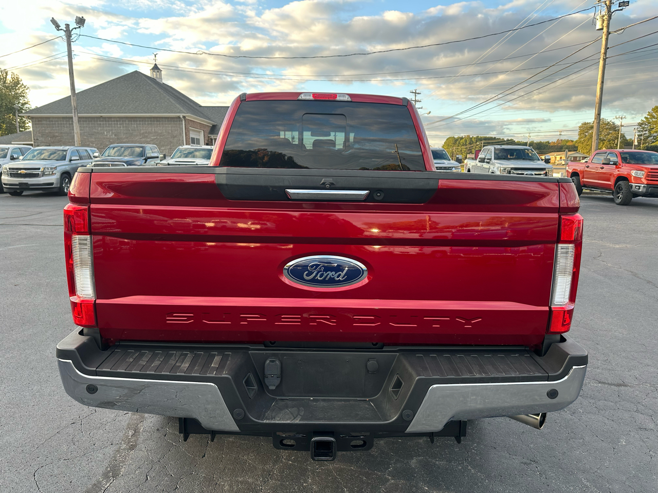 Ford Super Duty F-250 SRW Lariat 4WD Crew Cab 8' Box 2018 Ford Super Duty F-250 SRW Lariat 4WD Crew Cab 8' Box 2018