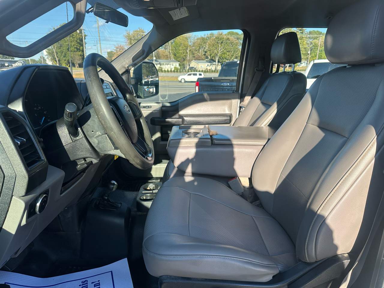 Ford Super Duty F-450 DRW XL 4WD Crew Cab 203" WB 84" CA 2018 Ford Super Duty F-450 DRW XL 4WD Crew Cab 203" WB 84" CA 2018