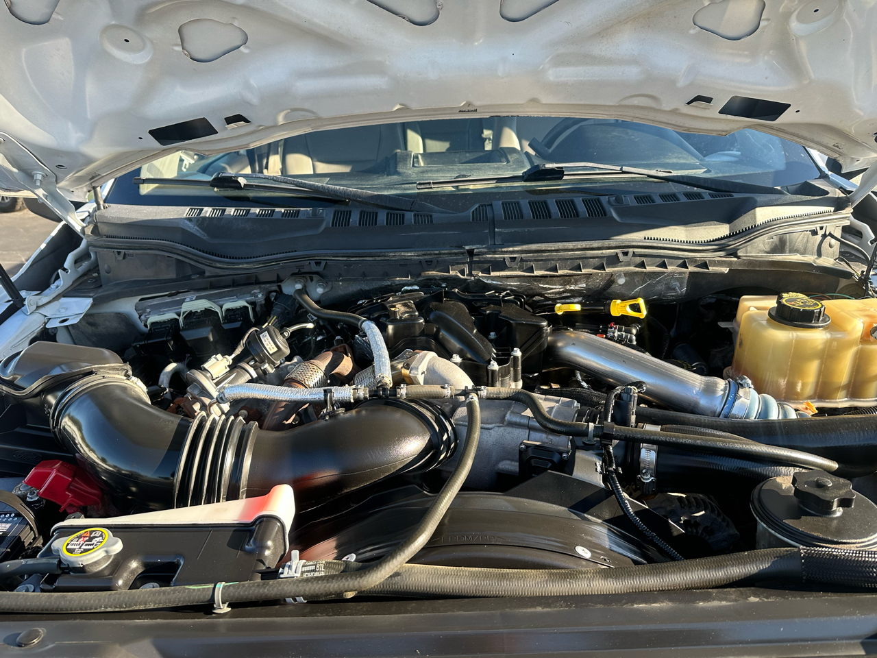 Ford Super Duty F-450 DRW XL 4WD Crew Cab 203" WB 84" CA 2018 Ford Super Duty F-450 DRW XL 4WD Crew Cab 203" WB 84" CA 2018