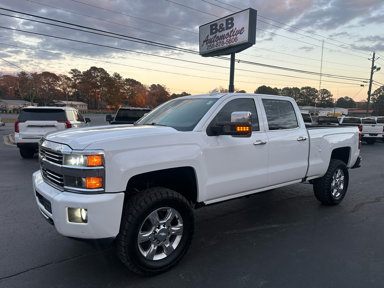 2016 Chevrolet Silverado 2500HD 4WD Crew Cab 153.7" High Country