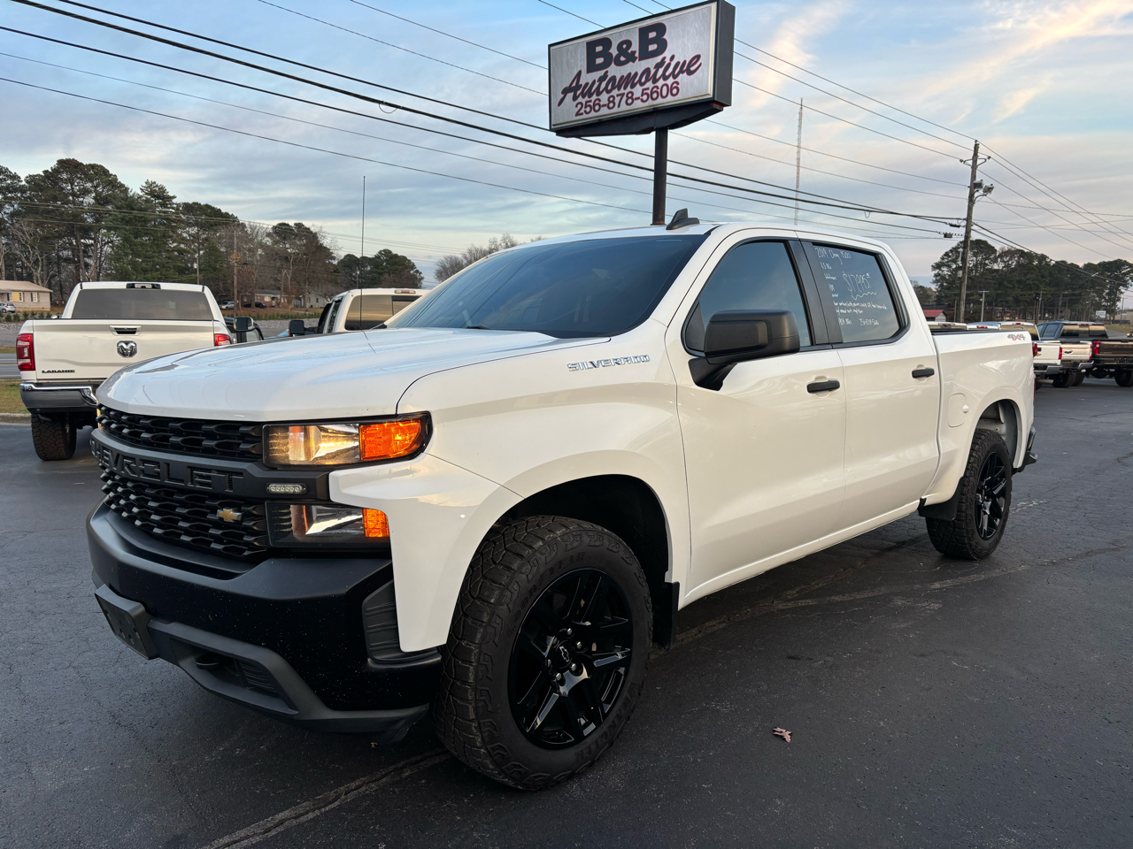 2019 Chevrolet Silverado 1500 4WD Crew Cab 147" Work Truck