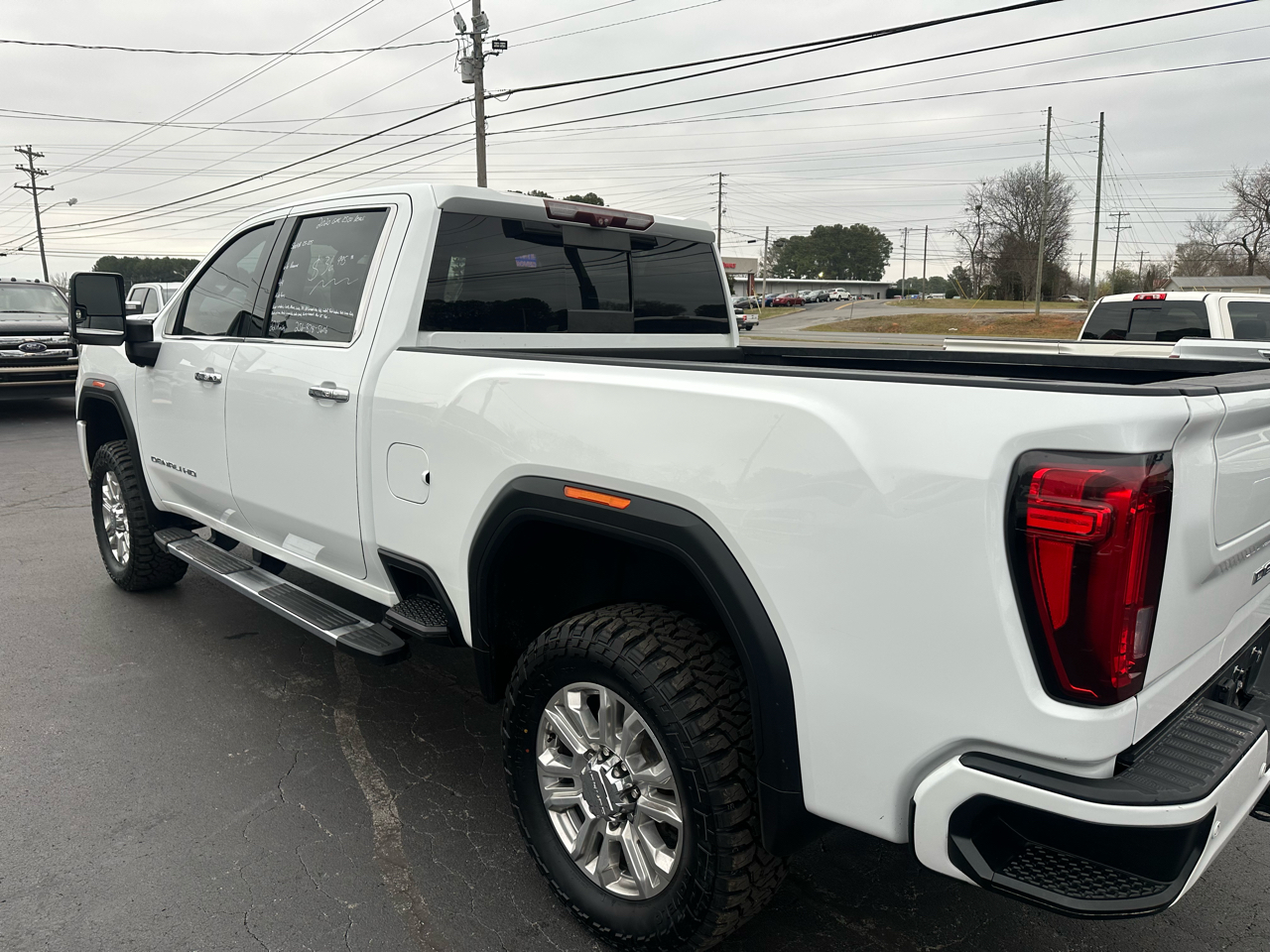 GMC Sierra 2500HD 4WD Crew Cab 159" Denali 2020