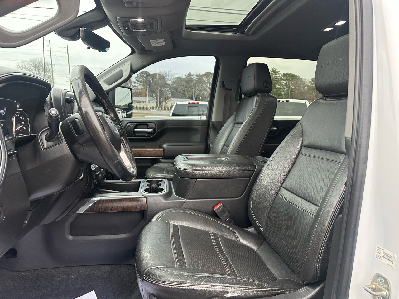 GMC Sierra 2500HD 4WD Crew Cab 159" Denali 2020