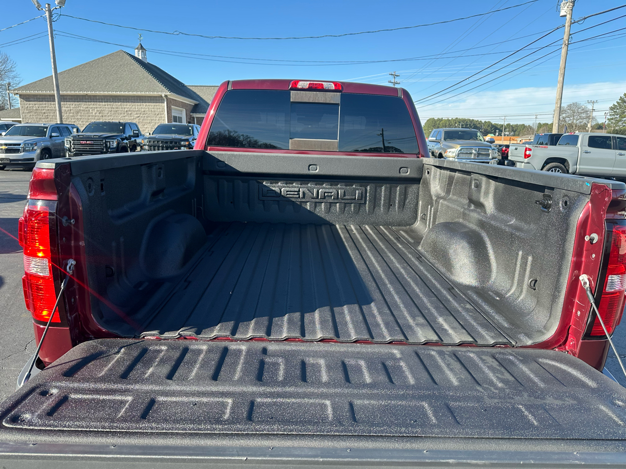 GMC Sierra 2500HD 4WD Crew Cab 153.7" Denali 2016