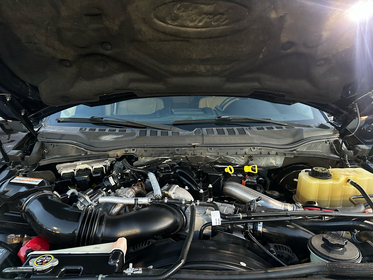 Ford Super Duty F-250 SRW Lariat 4WD Crew Cab 6.75' Box 2017