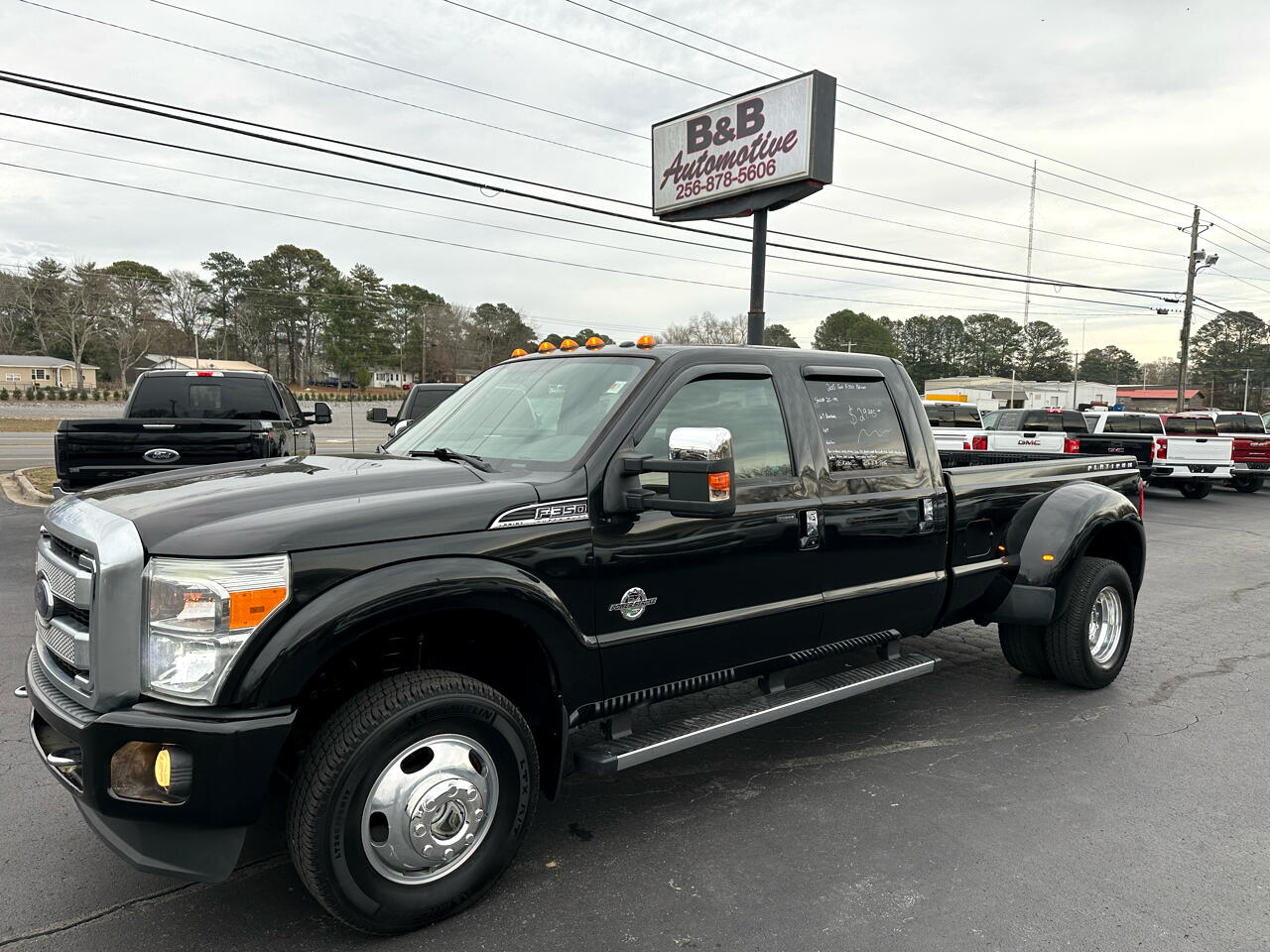 Ford Super Duty F-350 DRW 4WD Crew Cab 172" Platinum 2015