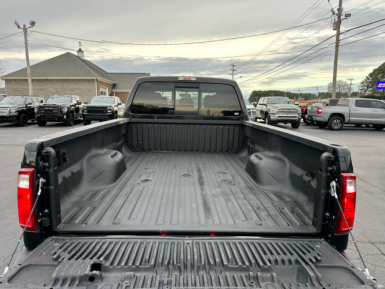 Ford Super Duty F-350 DRW 4WD Crew Cab 172" Platinum 2015