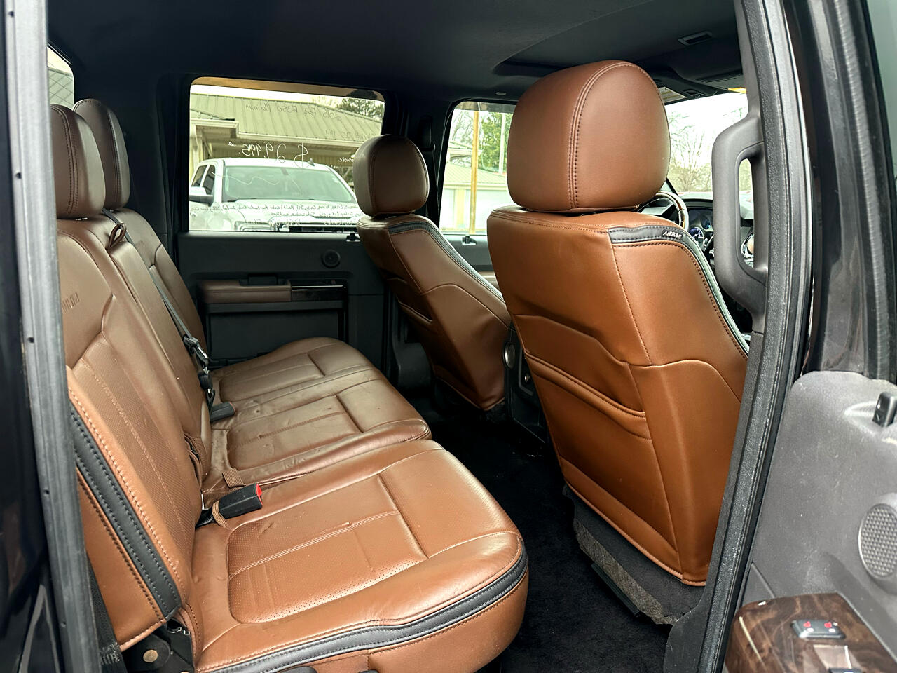 Ford Super Duty F-350 DRW 4WD Crew Cab 172" Platinum 2015