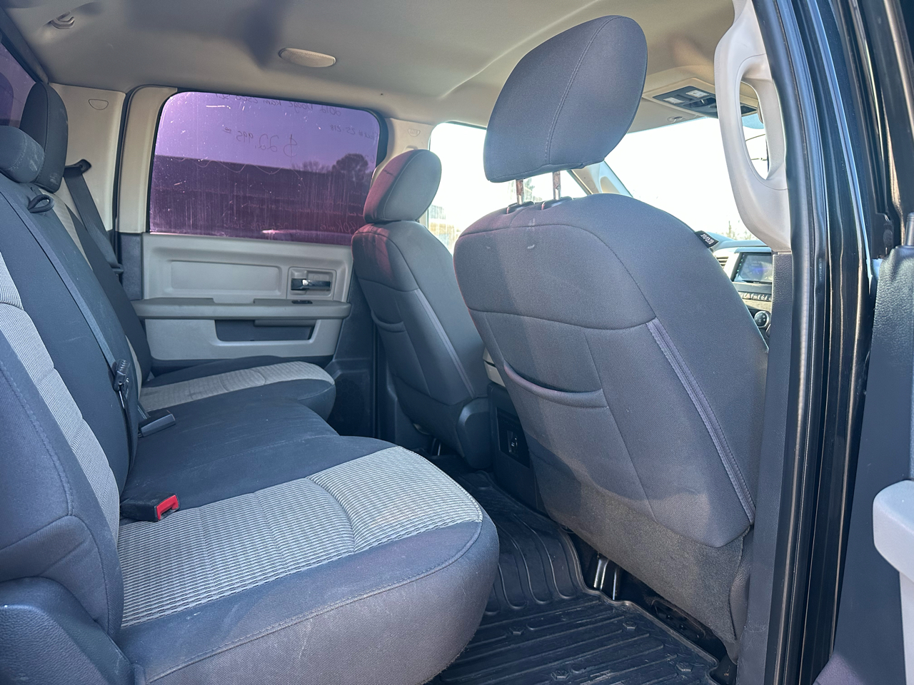 RAM 2500 4WD Crew Cab 149" SLT 2012