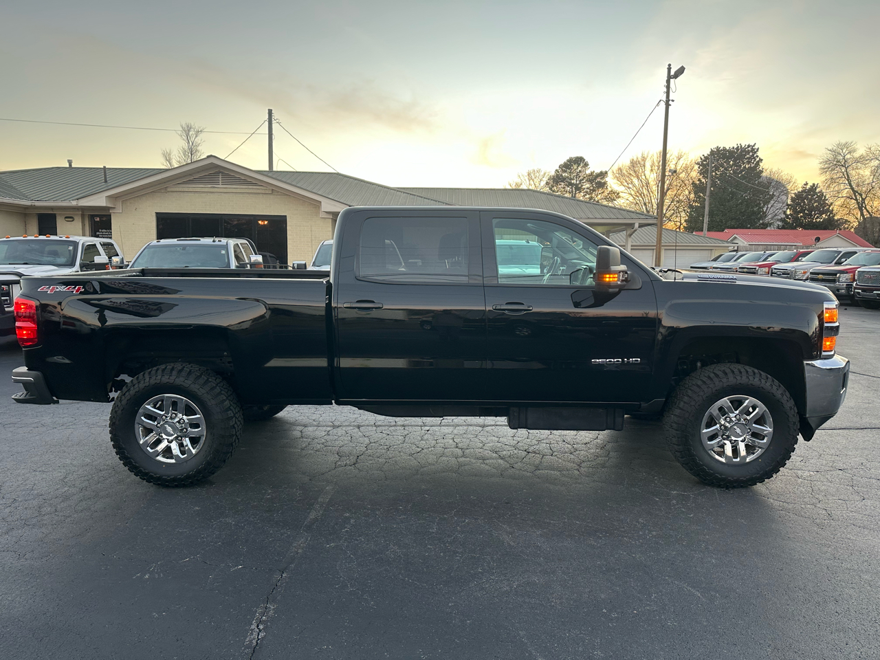 Chevrolet Silverado 3500HD 4WD Crew Cab 153.7" LT 2016