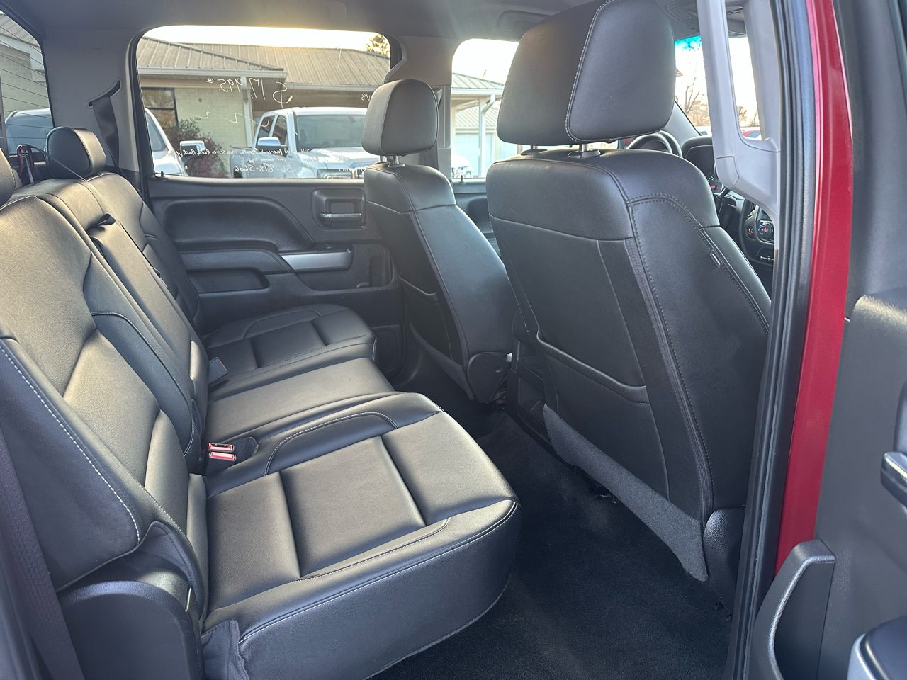 Chevrolet Silverado 1500 4WD Crew Cab 143.5" LT w/2LT 2016