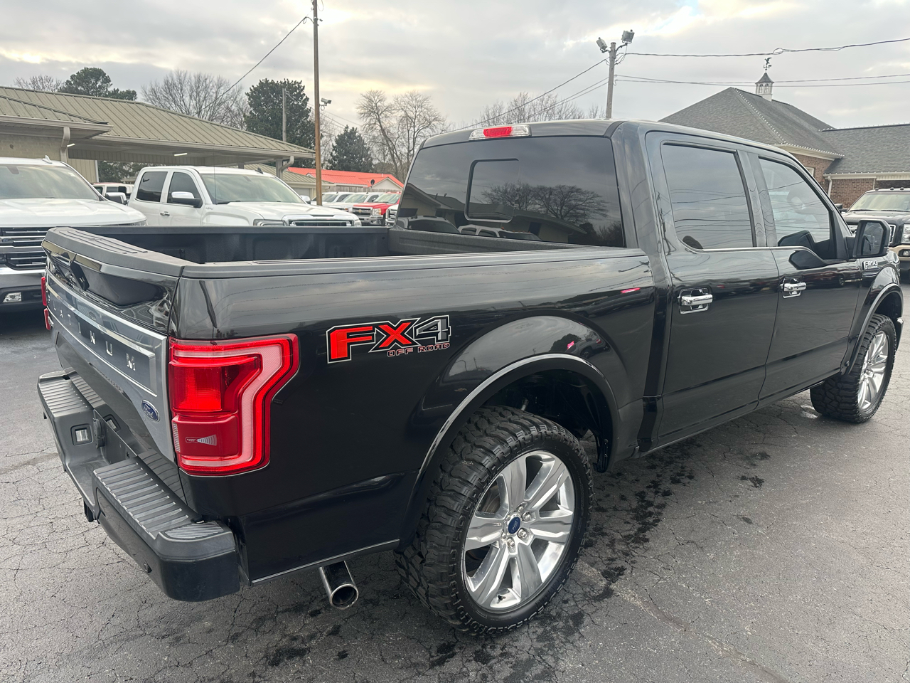Ford F-150 4WD SuperCrew 145" Platinum 2015