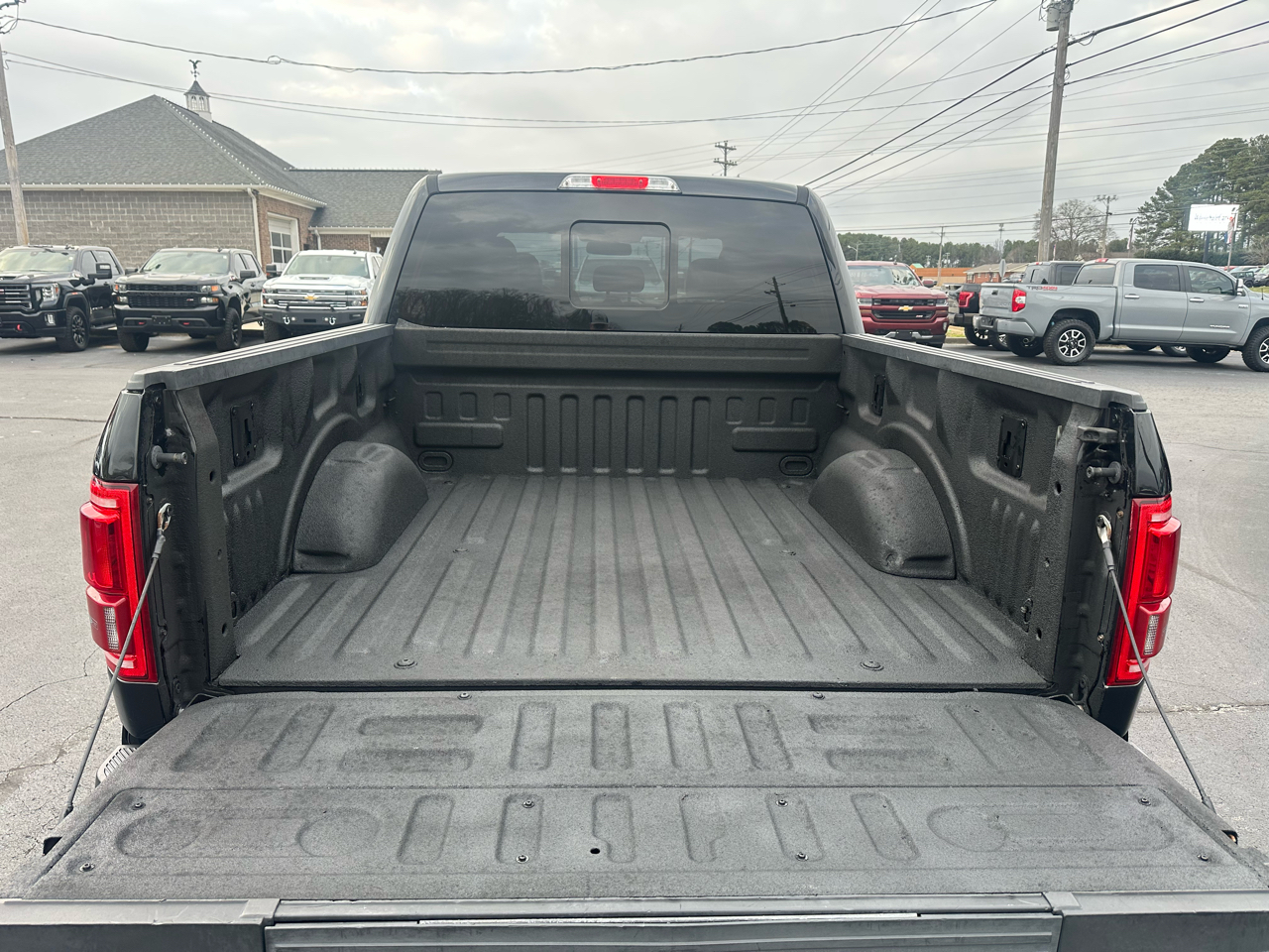 Ford F-150 4WD SuperCrew 145" Platinum 2015