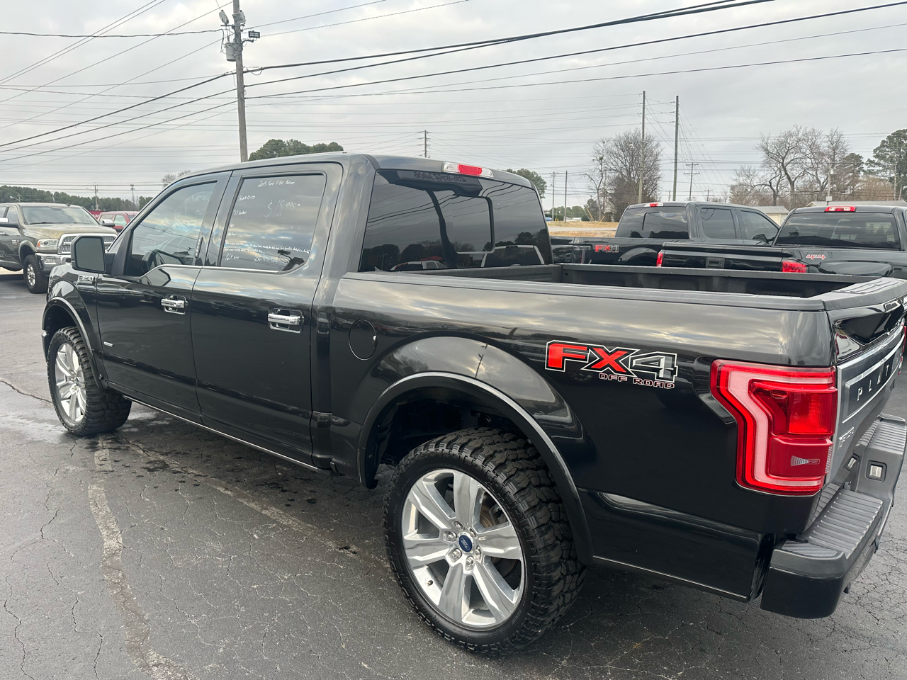Ford F-150 4WD SuperCrew 145" Platinum 2015