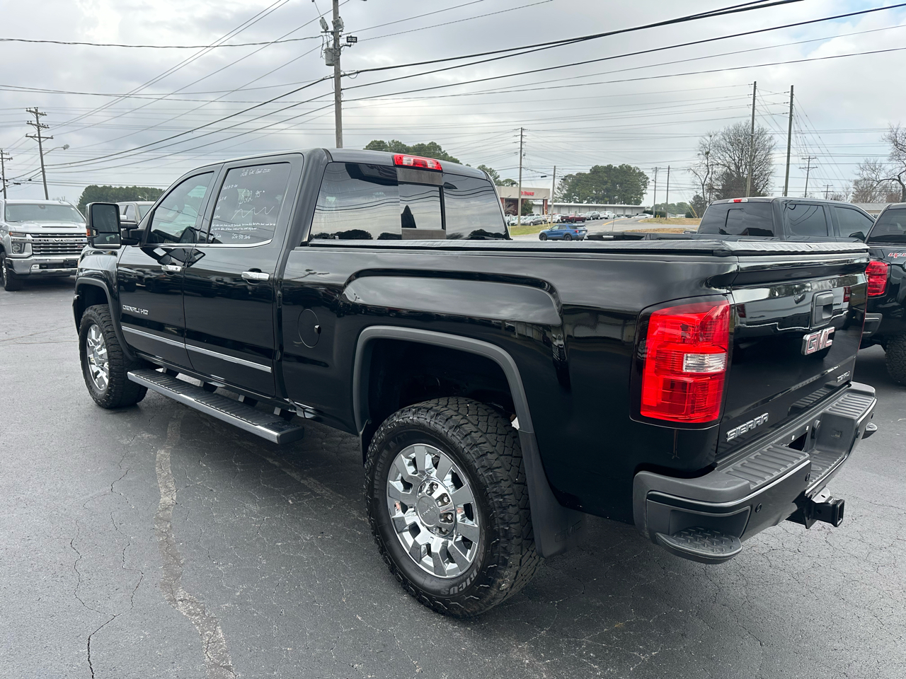 GMC Sierra 2500HD 4WD Crew Cab 153.7" Denali 2016