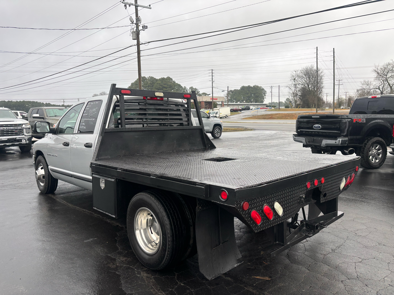 Dodge Ram 3500 4dr Quad Cab 160.5" WB DRW SLT 2005