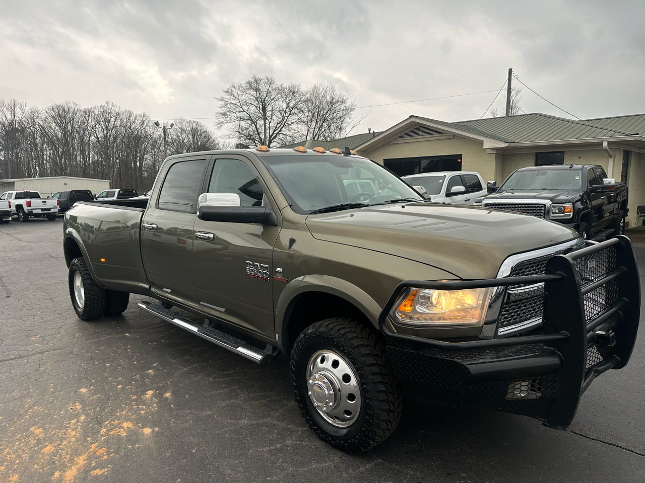 RAM 3500 4WD Crew Cab 169" Laramie 2015