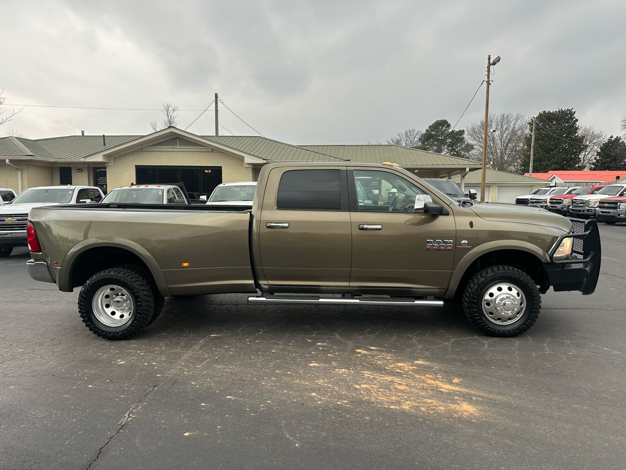RAM 3500 4WD Crew Cab 169" Laramie 2015