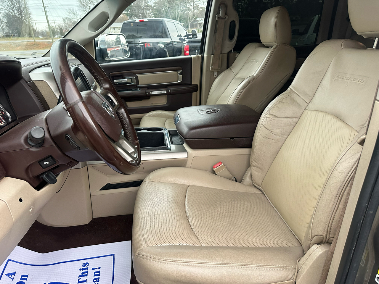 RAM 3500 4WD Crew Cab 169" Laramie 2015