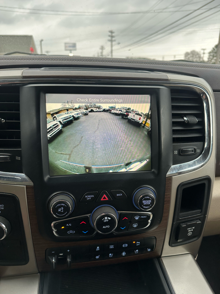 RAM 3500 4WD Crew Cab 169" Laramie 2015