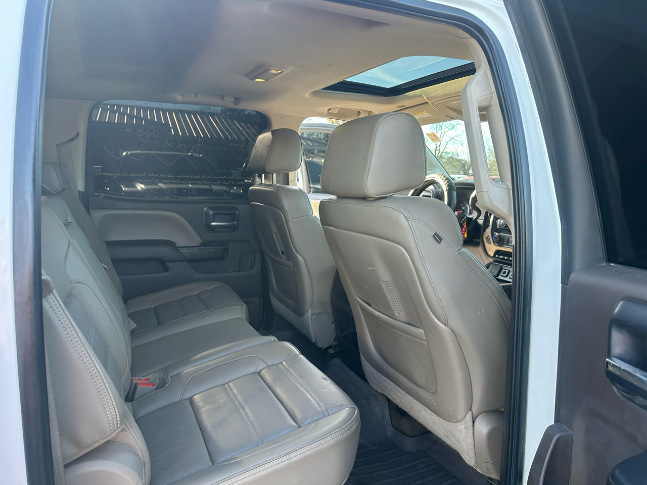 GMC Sierra 2500HD available WiFi 4WD Crew Cab 153.7" Denali 2015