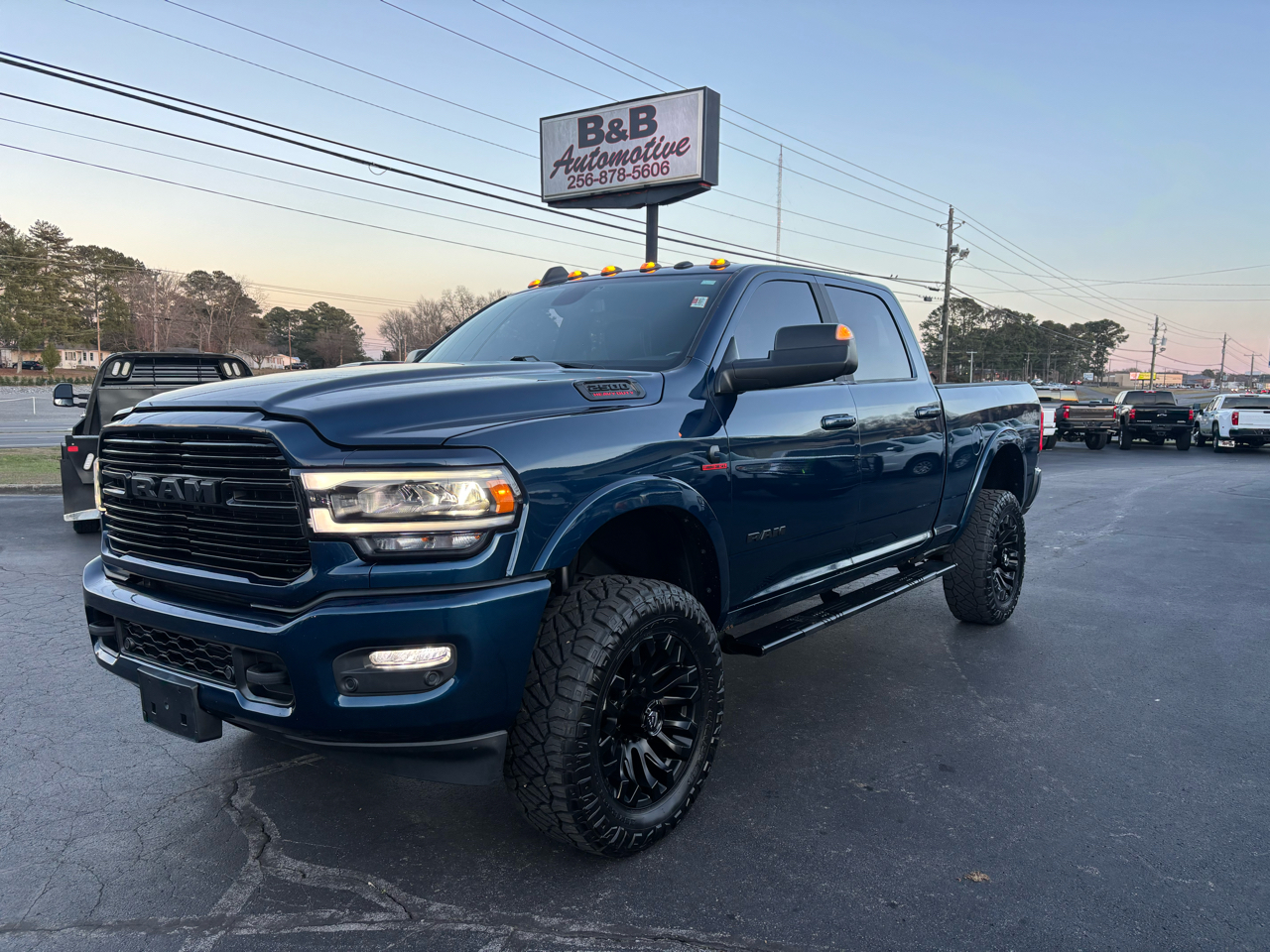 RAM 2500 Laramie 4x4 Crew Cab 6'4" Box 2021