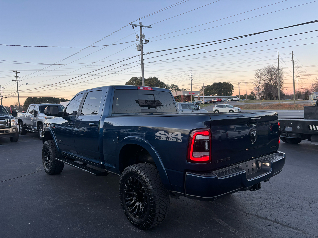 RAM 2500 Laramie 4x4 Crew Cab 6'4" Box 2021