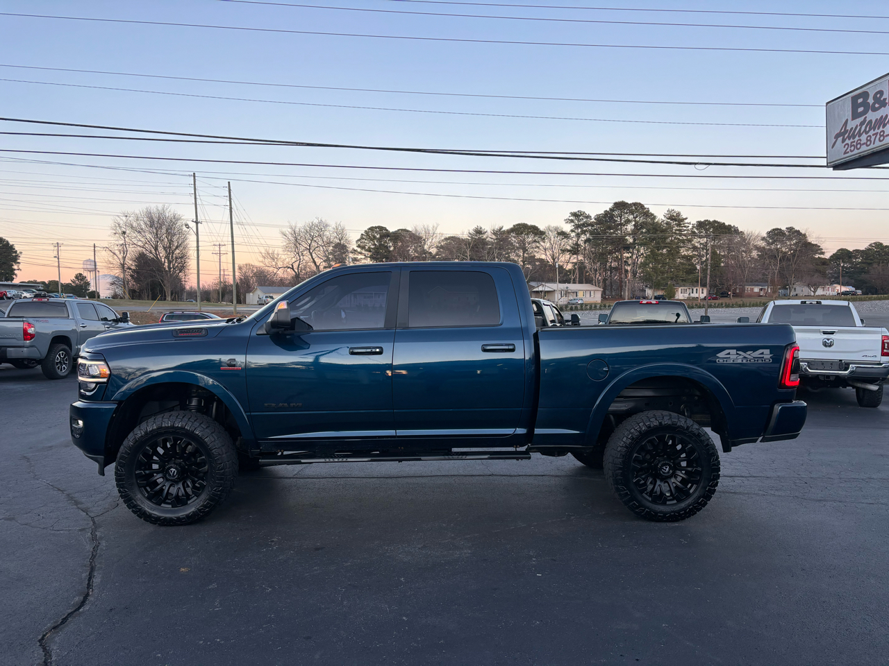 RAM 2500 Laramie 4x4 Crew Cab 6'4" Box 2021