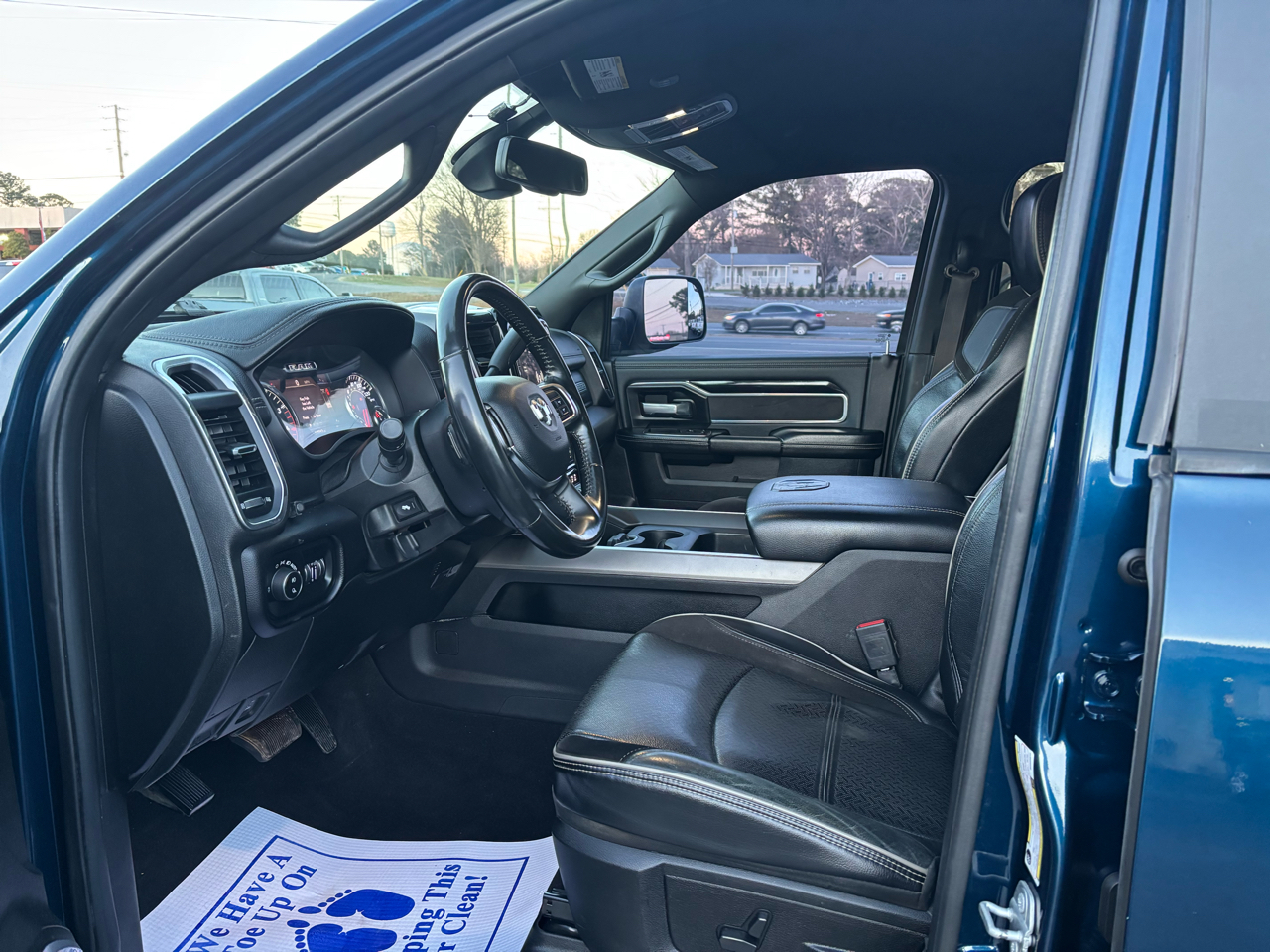 RAM 2500 Laramie 4x4 Crew Cab 6'4" Box 2021